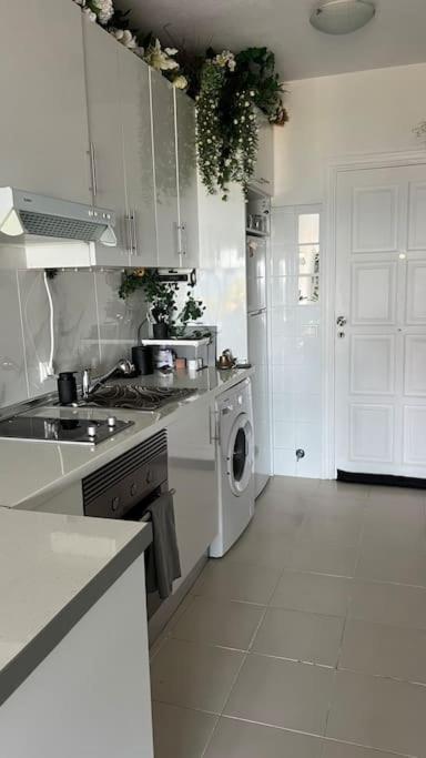 Apartamento Marina Del Sol 121 فوينخيرولا المظهر الخارجي الصورة