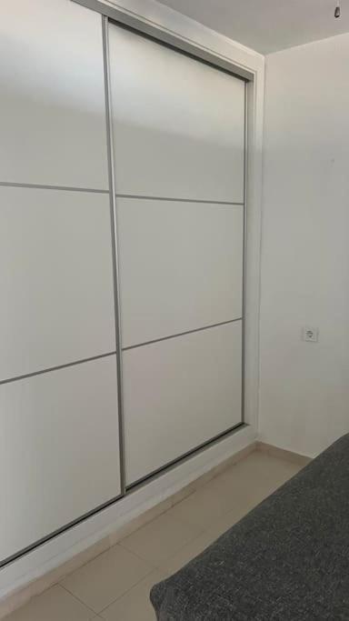 Apartamento Marina Del Sol 121 فوينخيرولا المظهر الخارجي الصورة
